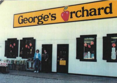 10. George’s apple orchard & market